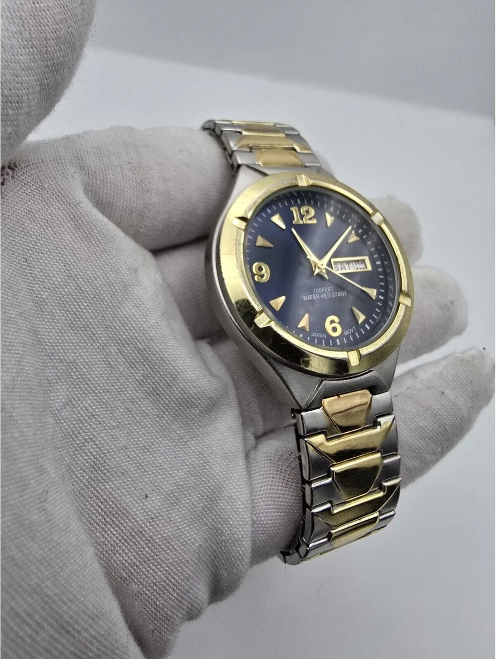 Two Toned Men's Analog Watch Stretch Band Water Resistant 100 FT Date Indicator